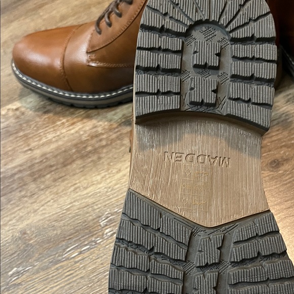 Steve Madden Men's Tan Leather Lace-Up Boots - Picture 9 of 15